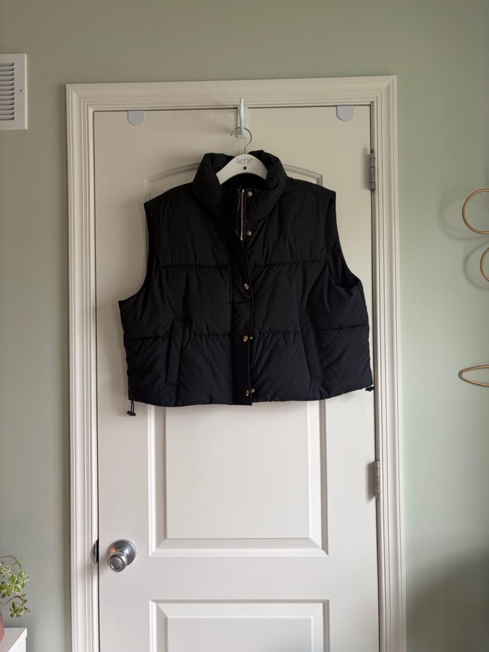 LOFT Black Quilted Puffer Vest